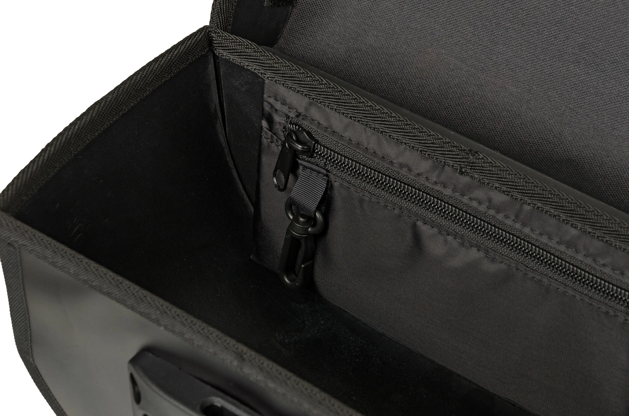 AGU Shelter Clean Styrtaske M, Sort 3 AGU Shelter Clean Styrtaske M, Sort - Billede 3