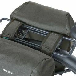 Basil Discovery 365D Sidetasker M 18L, Sort/turkis 15 Basil Discovery 365D Sidetasker M 18L, Sort/turkis -Norco Taskebutik basil discovery 365d double pannier bag m18l black melee 7