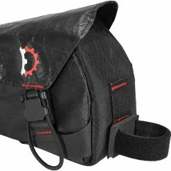 Revelate-designs Revelate Designs Mag Tank Steltaske, Sort/violet 7 Revelate-designs Revelate Designs Mag Tank Steltaske, Sort/violet -Norco Taskebutik revelate designs mag tank oberrohrtasche black 4